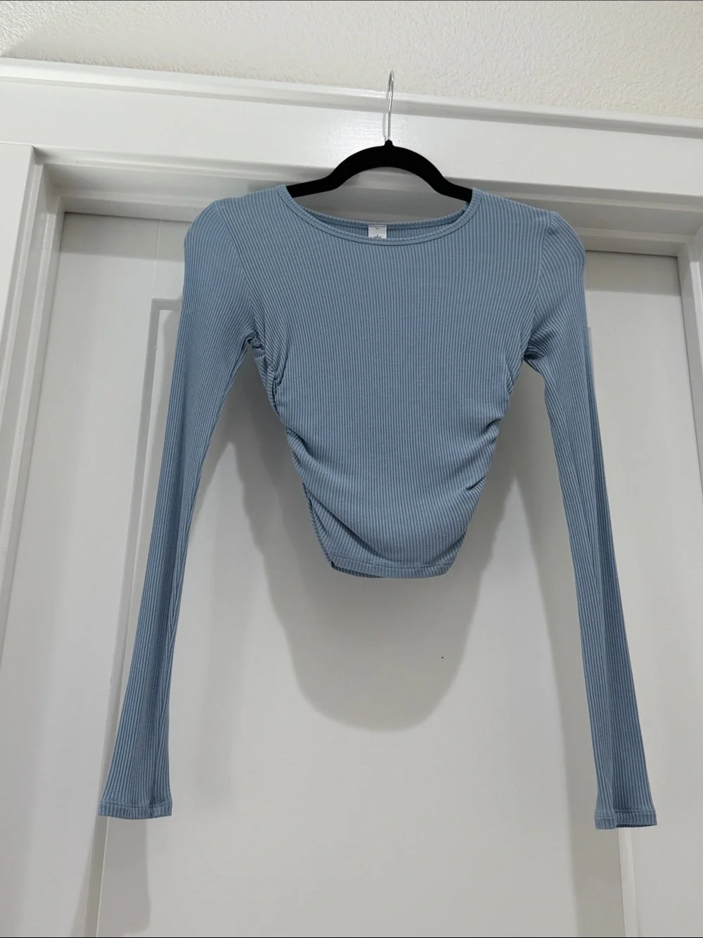 ALO Yoga gathered long sleeve top